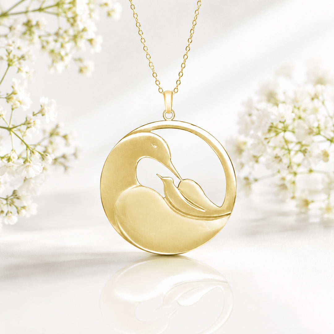 Cradle pendant gold banner
